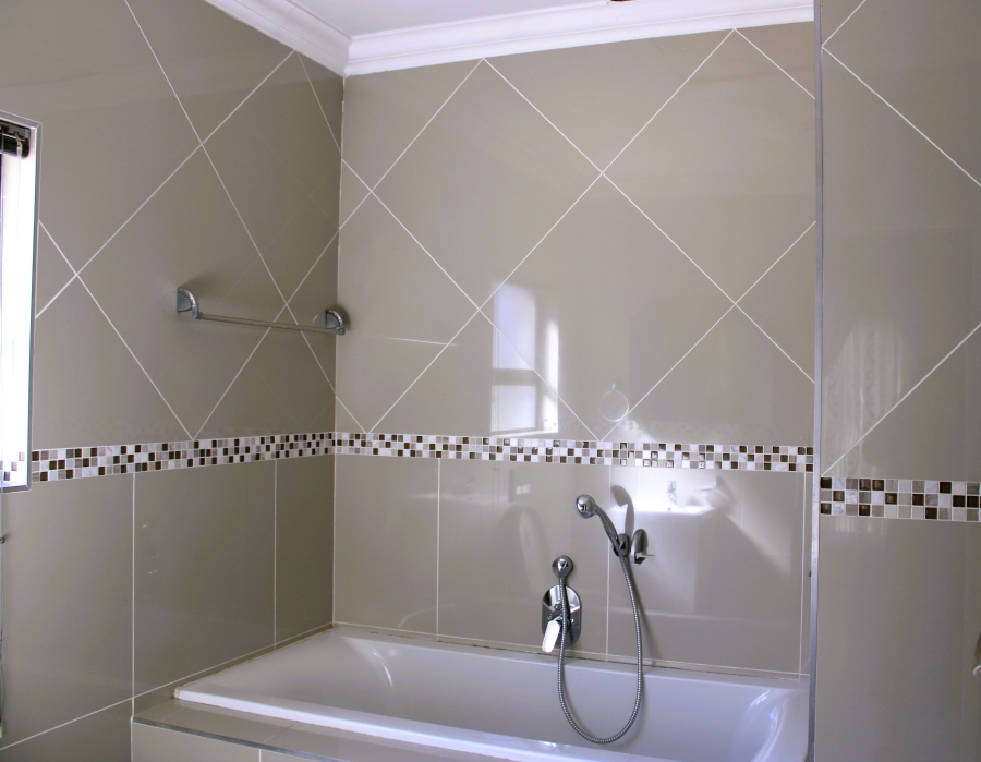 6 Bedroom Property for Sale in Cashan North West